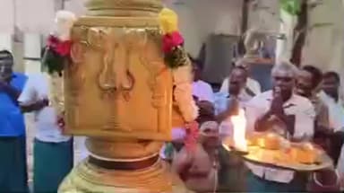 மோகனூர்: காந்தமலை முருகன் கோவிலில் தைப்பூச தேர் திருவிழாவையொட்டி கொடியேற்றத்துடன் விழா தொடங்கியது