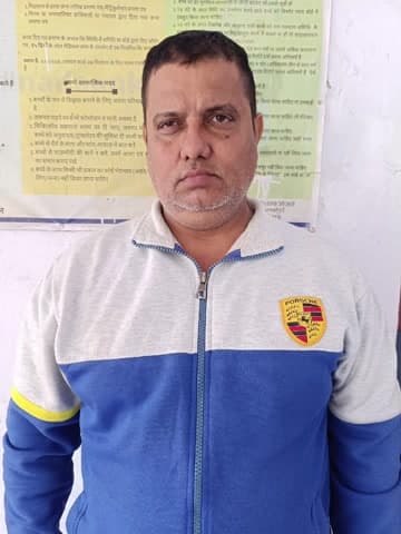 #Operation Shikanja# ईओडब्ल्यू उत्तर प्रदेश द्वारा निवेशकों से धोखाधड़ी के मामले में वांछित अभियुक्त शैलेश कुमार उपाध्या
