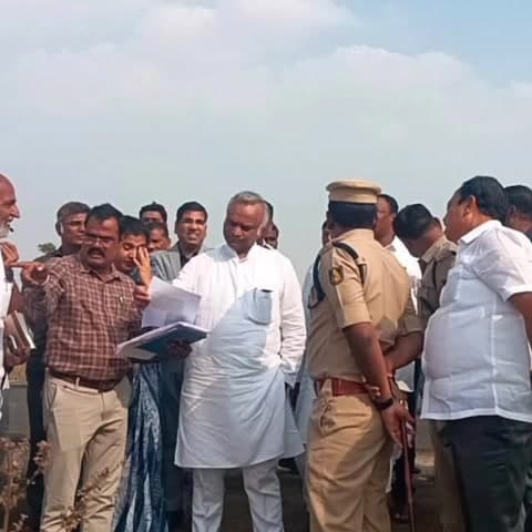 ಚಿತ್ತಾಪುರ: ಫೆಬ್ರವರಿ ಮೊದಲ ವಾರದಲ್ಲಿ ಚಿತ್ತಾಪುರಕ್ಕೆ ಸಿಎಂ ಆಗಮನ: ಸಚಿವ ಪ್ರಿಯಾಂಕ್ ಖರ್ಗೆರಿಂದ ಸ್ಥಳ ಪರಿಶೀಲನೆ