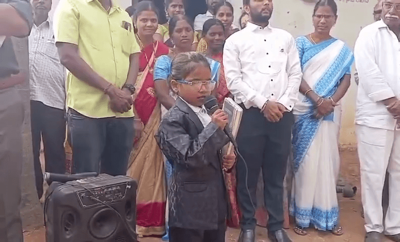 నిజాంపేట్: నిజాంపేట లో అంబేద్కర్ చరిత్ర చెప్పిన చిన్నారి బాబాసాహెబ్