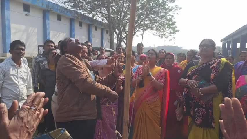 করিমপুর ১: করিমপুরে বাংলার বাড়ি গ্রামীণ প্রকল্পের শুভ সূচনা হলো