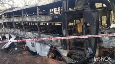ಹೊಸನಗರ: ಅರಸಾಳು ಬಳಿ ಹೊತ್ತಿ ಉರಿದ ಖಾಸಗಿ ಬಸ್: ನಗರದಲ್ಲಿ ಬಸ್ನಲ್ಲಿದ್ದ ಪ್ರಯಾಣಿಕರ ಪ್ರತಿಕ್ರಿಯೆ