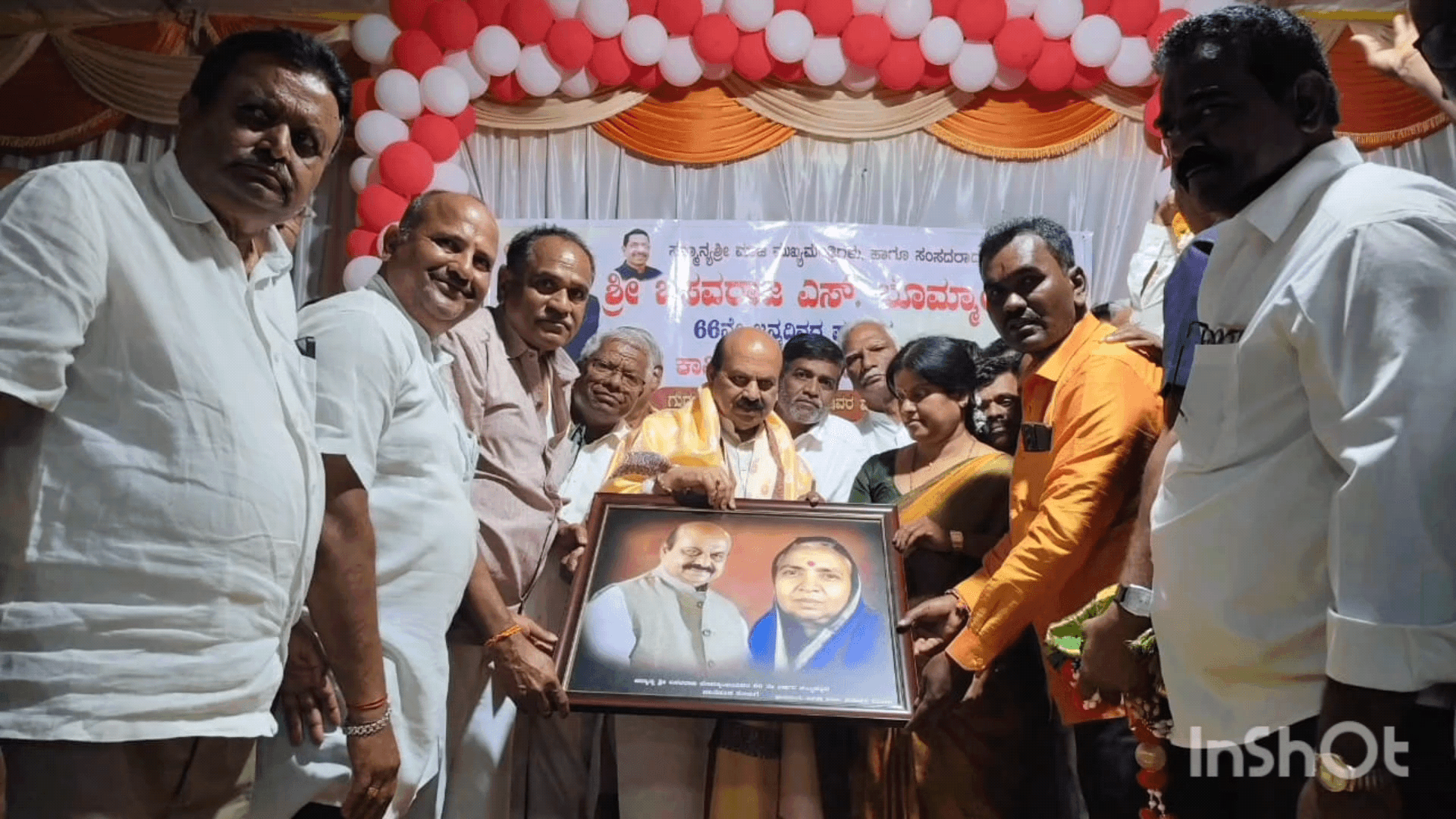 ಸವಣೂರು: ಎಲ್ಲರನ್ನೂ ಪ್ರೀತಿಯಿಂದ ಕಾಣುವ ನಾಯಕರಿದ್ದರೆ ಆ ಕ್ಷೇತ್ರದ ಅಭಿವೃದ್ಧಿ ಸಾತ್ವಿಕವಾಗಿರುತ್ತದೆ; ಪಟ್ಟಣದಲ್ಲಿ ಮಾಜಿ ಸಿಎಂ ಬಸವರಾಜ ಬೊಮ್ಮಾಯಿ