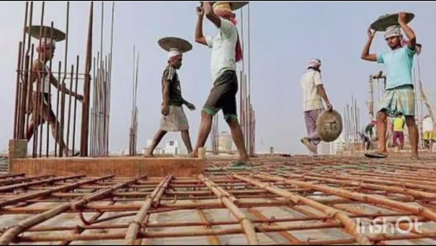 ब्रह्मपूरी: कंत्राटदार लायसनच्या अटीमुळे ग्रामीण बांधकाम कामगारांची होत आहे पिळवणूक