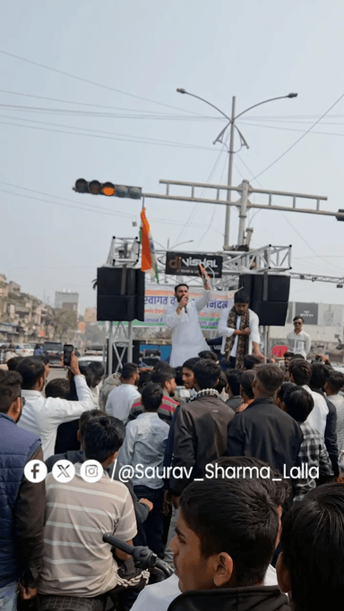 मैंने उन लोगों की कब्रें भी देखी है कब्रिस्तान में , जो सिर्फ़ इसलिए नहीं लड़े की कही वो मारे न जाए । बाग़ी बनिए ग़ुलाम नहीं । 
📍सतना 
#TEAMCHHOTUSHARMA