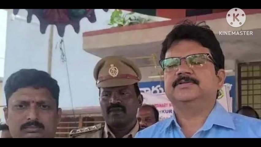 మోత్కూర్: మోత్కూర్ మున్సిపల్ నామినేషన్ల కేంద్రాన్ని పరిశీలించిన జిల్లా కలెక్టర్ హనుమంతరావు