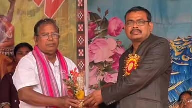 ସିମୁଳିଆ: ଓଡିଶା ଆଦର୍ଶ ବିଦ୍ୟାଳୟ ତରଞ୍ଜ ରାମ୍ପୋ, ମାର୍କୋନା ର ବାର୍ଷିକ ଉତ୍ସବ ରେ ଯୋଗଦେଲେ ସିମୁଳିଆ ବିଧାୟକ