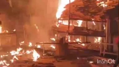 बनेड़ा: झांतल गांव में टेंट हाउस के गोदाम में लगी भीषण आग, 15 से 20 लाख का हुआ नुकसान