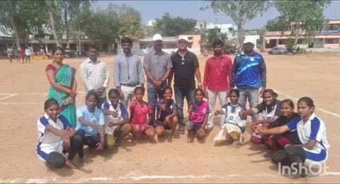 పెద్దకొత్తపల్లి: పెద్దకొత్తపల్లి లో మండల స్థాయి సీఎం కప్ క్రీడా పోటీలు