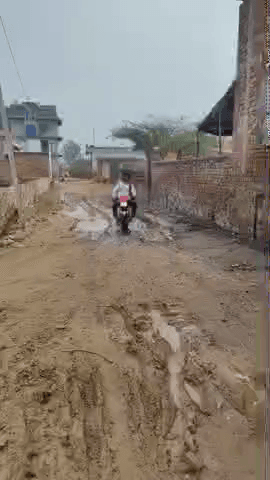 #pahadi Nagar Palika 
dhimri   road sthit colony