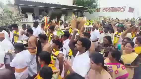 எடப்பாடி: சிலுவம்பாளையம் தைப்பூசத்தை முன்னிட்டு அதிமுக பொதுச்செயலாளர் எடப்பாடி பழனிச்சாமி குடும்பத்தினருடன் முருகன் கோவிலில் சுவாமி தரிசனம்