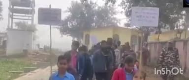 मधवापुर: बिहारी एसएसबी कैम्प द्वारा लोमा में नशा मुक्ति को लेकर प्रभात फेरी, जागरूकता अभियान चलाया गया