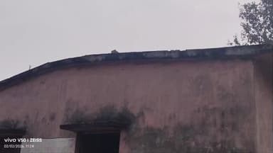 आंगनबाड़ी केंद्र बसंतपुर अहमदपुर हारना 
कोड 97 बाड संखिया 9 में 
आंगनबाड़ी पर धान पसराता है
और