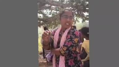 వసతులు కల్పించకుండా ఇల్లు ఖాళీ జయం మూలపర్రులో నిర్వాసితుల ఆందోళన