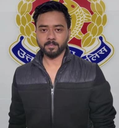 #Operation Shikanja#शाइन सिटी केस के वांछित आरोपी अतुल सिंह को सेंट्रल क्रैक टीम ने गिरफ्तार किया है अभी गुडंबा पीएस एरि