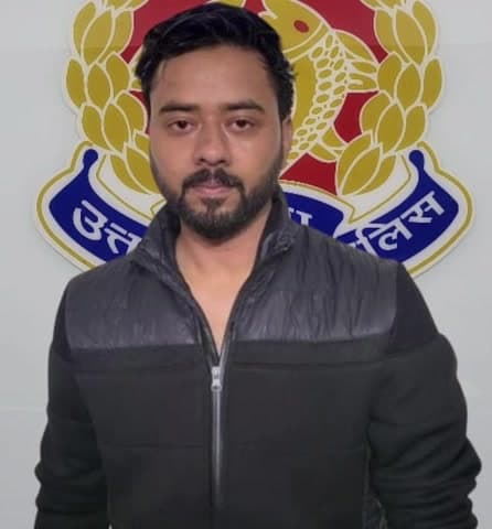 #Operation Shikanja#शाइन सिटी केस के वांछित आरोपी अतुल सिंह को सेंट्रल क्रैक टीम ने गिरफ्तार किया है अभी गुडंबा पीएस एरि