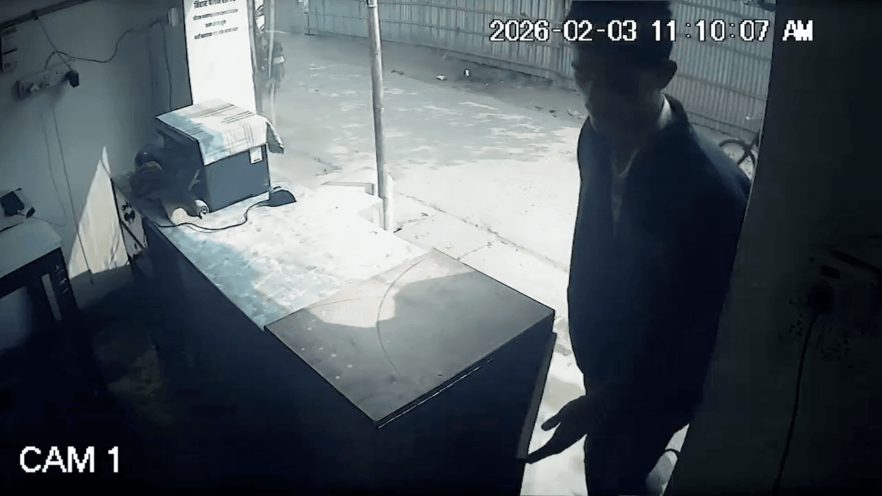 लालियाही वार्ड न. 10 कटिहार में cctv लगे होने के वावजूद दुकान से मोबाइल चोरी #कटिहार #katihar #मोबाइलचोरी 📱 #Biharpolice #spkatihar