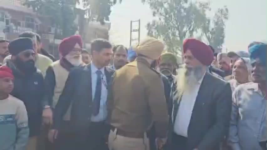 ਲੁਧਿਆਣਾ ਪੱਛਮੀ: ਮੁੱਲਾਪੁਰ ਦਾਖਾ ਵਿਖੇ ਨੌਜਵਾਨ ਦੀ ਮੌਤ ਤੇ ਮਚਿਆ ਬਵਾਲ, ਪਰਿਵਾਰਿਕ ਮੈਂਬਰਾਂ ਨੇ ਕਤਲ ਕਰਨ ਦੇ ਲਗਾਏ ਆਰੋਪ