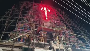 ஆண்டிப்பட்டி: கண்டமனூரில் மகாகாளி அம்மன் கோவில் கும்பாபிஷேகத்திற்காக ஐம்பொன்னால் செய்யப்பட்ட உற்சவர் சிலை வீதி உலா நடந்தது