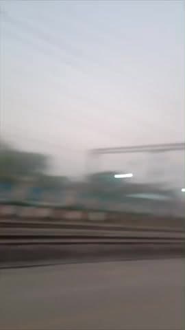 gyanpur railway station police walo ki gundagardi