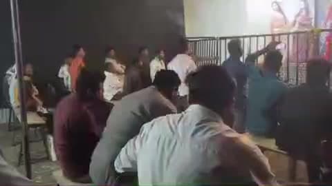 मंगरूळपीर: मंगरूळपीर येथील यात्रेत लोकनृत्याच्या नावाखाली अश्लील डान्स