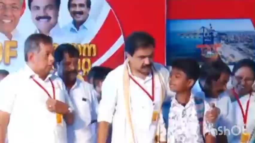 കാഞ്ഞിരപ്പള്ളി: ജോസ് കെ. മാണി എം.പി നയിക്കുന്ന LDF മധ്യമേഖലാ ജാഥയ്ക്ക് പൊൻകുന്നത്ത് സ്വീകരണം നൽകി