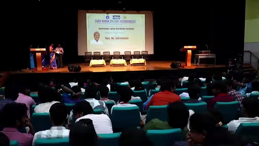 வேளச்சேரி: குருநானக் கல்லூரியில் 2040 மாணவர்களுக்கு மடிக்கணினி வழங்கிய அமைச்சர் மா சுப்பிரமணியன்