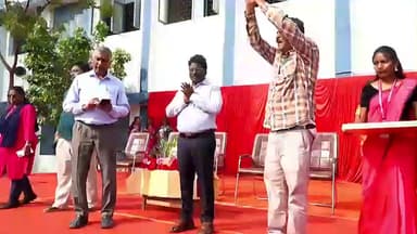 அமைந்தகரை: வாக்காளர் திருத்த பணிகள் தொடர்பாக மாணவர்கள் பங்கேற்ற பிரம்மாண்ட பேரணி - ரவுண்டானாவில் தொடங்கி கலைக் கல்லூரியில் முடிந்தது