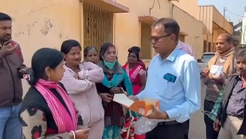 রানিগঞ্জ: রানীগঞ্জে পাড়ায় পাড়ায় দিদিভাই কর্মসূচিতে অগ্নিমিত্রা পাল, রাজ্য সরকারের তীব্র সমালোচনা