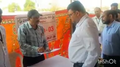 కొల్లాపూర్: మున్సిపల్ ఎన్నికల్లో ఎన్నికల సామాగ్రి పంపిణీని పటిష్టంగా నిర్వహించాలి: జిల్లా కలెక్టర్ బాదావత్ సంతోష్