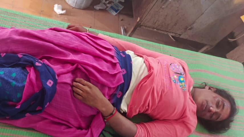 ದೇವದುರ್ಗ: ಪ್ರೀತಿಸಿದ ಮಾವ ಮದುವೆಗೆ ನಿರಾಕರಿಸಿದ್ದಕ್ಕೆ ಯುವತಿ ನೇಣಿಗೆ ಶರಣು