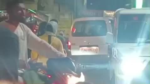 बिशुनपुर: सड़क दुर्घटनाएँ बढ़ने पर भी यातायात नियमों का पालन नहीं हो रहा