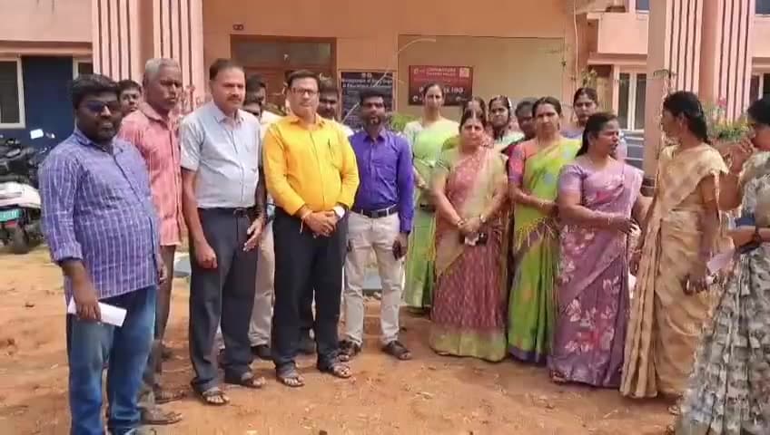 பேரூர்: தொண்டாமுத்தூர் அரசு கலை மற்றும் அறிவியல் கல்லூரியில் உதவி பேராசிரியர்கள் ஆர்ப்பாட்டம்