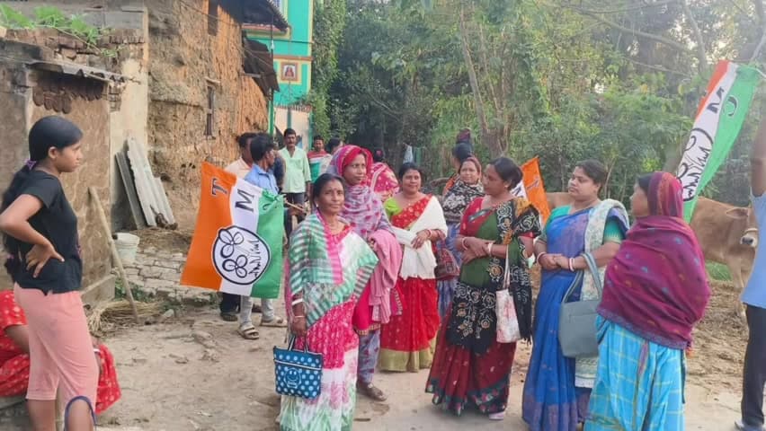 চণ্ডীতলা ১: রাধাবল্লবপুরে মহিলা তৃণমূলের উদ্যোগে কৃতজ্ঞতা ও অভিনন্দন কর্মসূচি