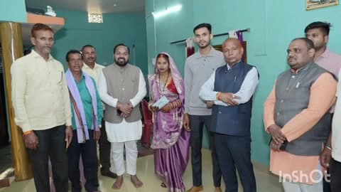 भिंभौरी: बेमेतरा विधायक दीपेश साहू ने क्षेत्र के विभिन्न गांवों का दौरा किया, विभिन्न कार्यक्रमों में हुए शामिल