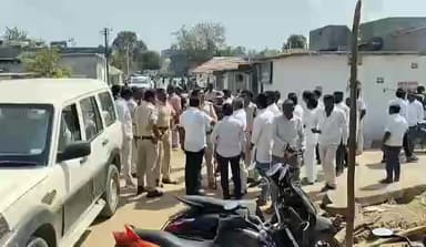 మనోహరాబాద్: రామాయంపేటలో,: బిజెపి వర్సెస్ కాంగ్రెస్