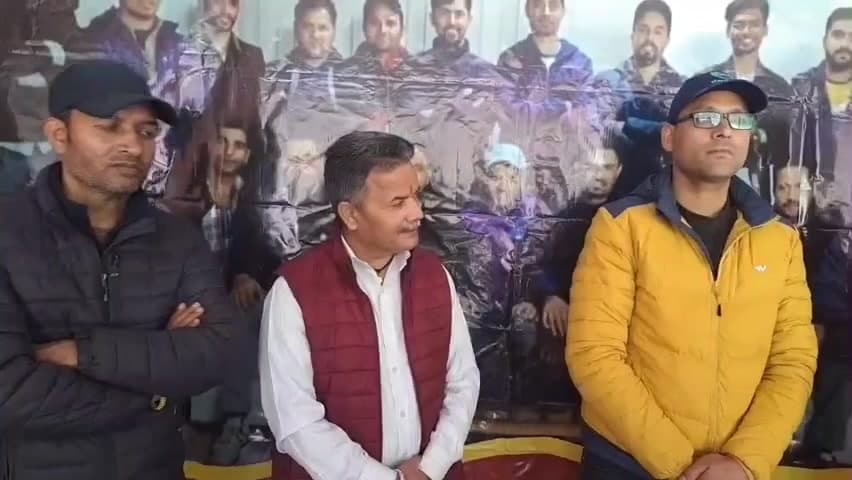 ननखड़ी: अविनाश नेगी मेमोरियल क्रिकेट प्रतियोगिता का रामपुर में हुआ आयोजन, सड़क सुरक्षा का दिया गया संदेश