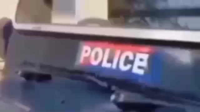 बहादुरपुर: बंगला चौराहे पर बाइक चालक ने व्यक्ति को मारी टक्कर, बहादुरपुर पुलिस ने मामला दर्ज किया