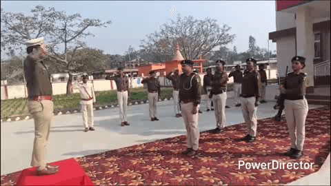 बारसोई: SP शिखर चौधरी ने कचना थाना में कांड अन्वेषण की समीक्षा की, लंबित मामलों के निपटारे के लिए दिए निर्देश