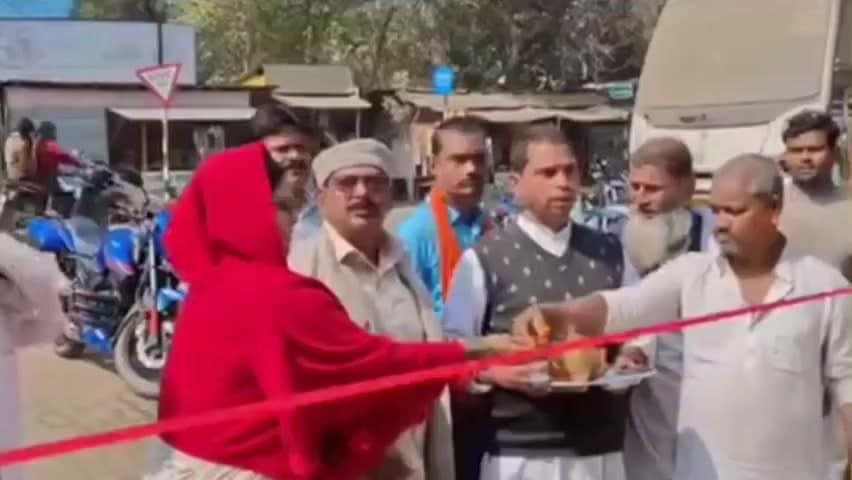 सनहौला: पब्लिक ऐप की खबर का असर: सन्हौला बाजार में वर्षों पुराने सामुदायिक शौचालय का हुआ शुभारंभ