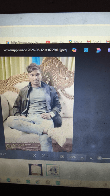 ये लड़का नाम -अजय कुमार जो की ग्राम - पाराटांड़, थाना - कटकमसांडी 
pls con -7482004754