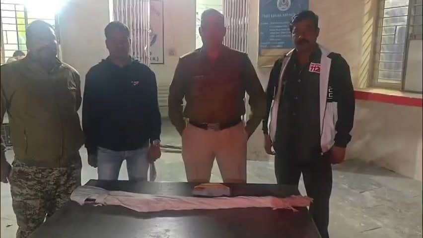 बडोनी: रील बनाने के लिए पिता की लाइसेंसी बंदूक का इस्तेमाल करने वाला युवक गुप्तेश्वर रोड से गिरफ्तार, लाइसेंस होगा रद्द