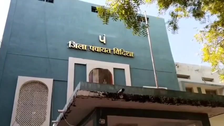 नटेरन: जनपद पंचायत आमखेड़ा सूखा में लापरवाही पर पंचायत सचिव निलंबित