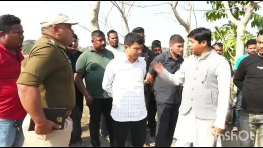 নাহৰকটীয়া: নাহৰকটীয়াৰ বাঁহধাৰীৰ হজোৱা পথাৰ ১৬ টাকৈ গোধনৰ ছিন্ন মুণ্ড অৱশিষ্ট অংগ উদ্ধাৰৰ পিছতেই উত্তপ্ত পৰিস্থিতি