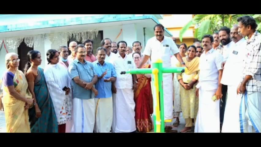 പറവൂർ: വനിതാ ഫിറ്റ്നസ് സെന്റർ പറവൂർ ബ്ലോക്ക് പഞ്ചായത്ത് പ്രസിഡൻ്റ് പി ആർ സൈജൻ ഉദ്ഘാടനം ചെയ്തു