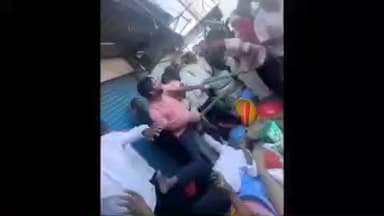 नायगाव-खैरगाव: नरसी इथे भिलवंडे परिवारातील भावकीच्या दोन गटात तुफान हाणामारी, हाणामारीत अनेक जण जखमी- व्हिडिओ व्हायरल