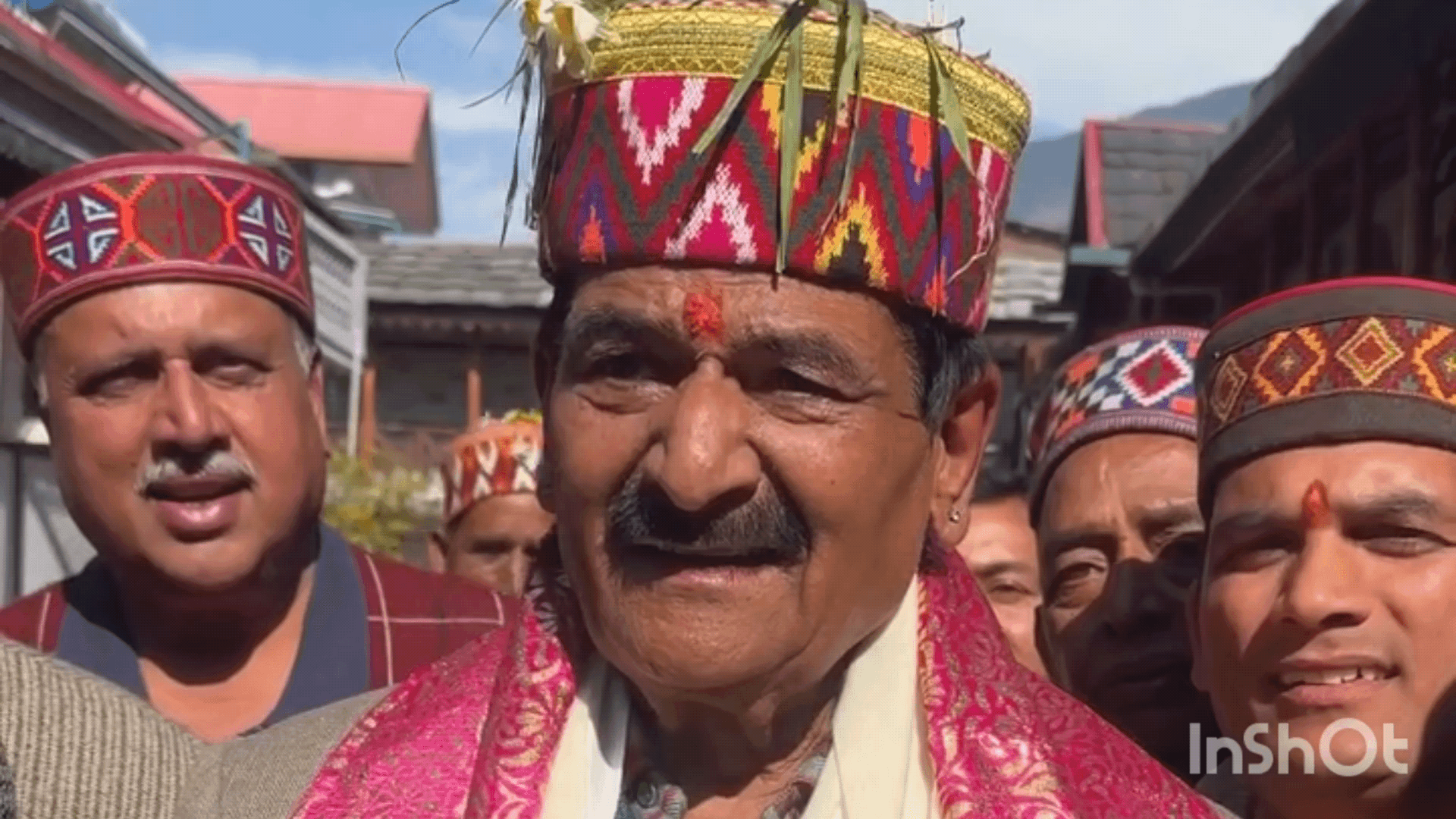 मनाली: पूर्व सांसद एवं पूर्व विधायक महेश्वर सिंह ने 78वें जन्मदिन पर स्नातनियों को दिया संदेश