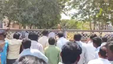 ఏ కొండూరులో కస్తూరిబాయి గాంధీ బాలికల వసతి గృహాన్ని పరిశీలించిన: వైసీపీ ఎన్టీఆర్ జిల్లా అధ్యక్షులు దేవినేని అవినాష్
