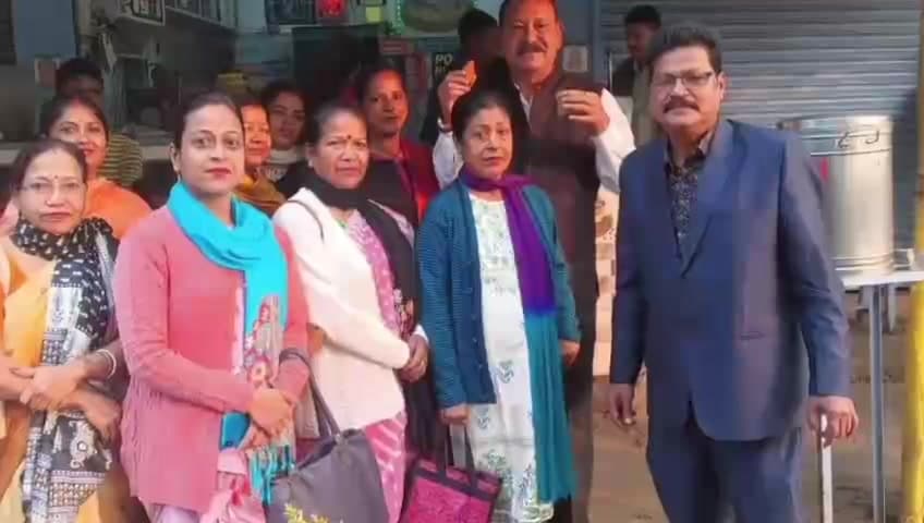 তেজপুৰ: তেজপুৰত ভাৰতীয় জনতা পাৰ্টিৰ কাৰ্যকৰ্তাৰ সৈতে আলোচনাত মিলিত হ’ল বিধায়ক পৃথ্বিৰাজ ৰাভা