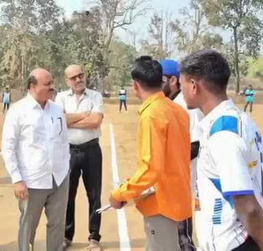 ग्राम चिखली में सीपीएल (चिखली प्रीमियर लीग) का भव्य शुभारंभ
